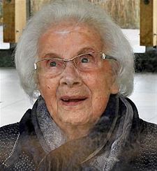 Bertha Tielens is 100! - Pelt