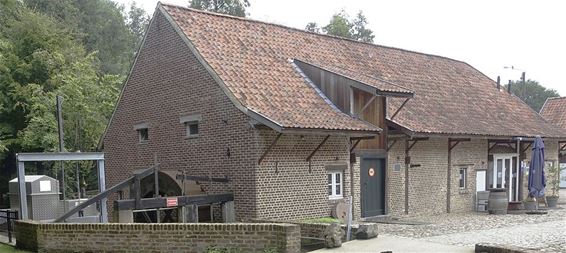 Bierproevers bezochten molens op Abeek - Peer & Oudsbergen
