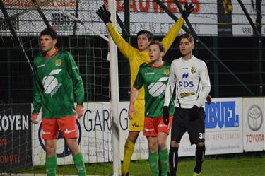 Esp. Pelt wint Noord-Limburgse derby - Hechtel-Eksel & Pelt
