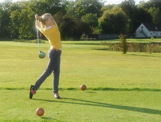 Golf: Julie Tournier Vlaams kampioen - Lommel