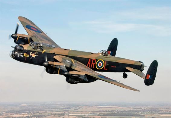 Lancaster maakt vlucht als herdenking bevrijding