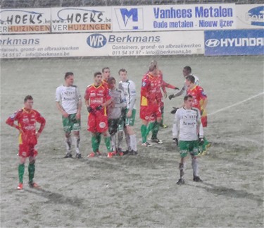 Lommel United verliest van Oostende met 1-4 - Lommel