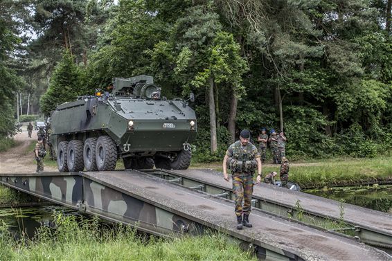 Militaire oefening in Gelderhorsten - Lommel