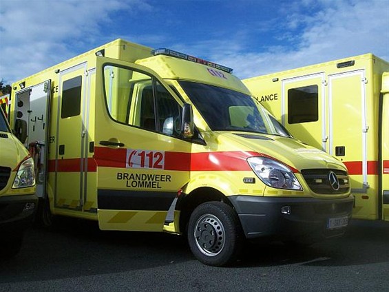 Nieuwe ziekenwagens voor brandweer - Lommel