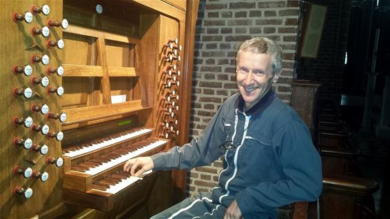 Orgelbouwer in de Achelse Kluis - Hamont-Achel