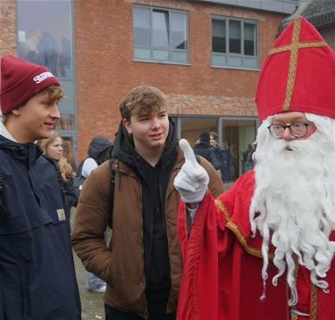 Sint bezoekt Wico campus Overpelt - Pelt