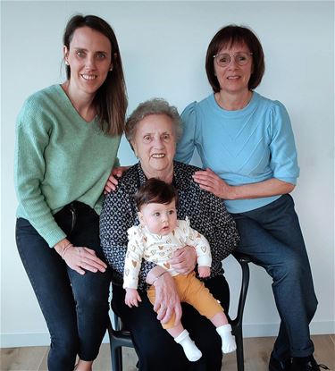 Vier generaties, met dank aan Violette - Pelt