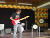 Davy's recordpoging gitaarspelen gelukt!