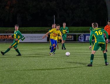 1-0 voor Kadijk tegen Heusden-Zolder - Pelt