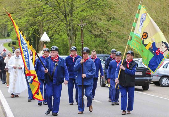 1-meiviering aan Koersels Kapelleke - Beringen