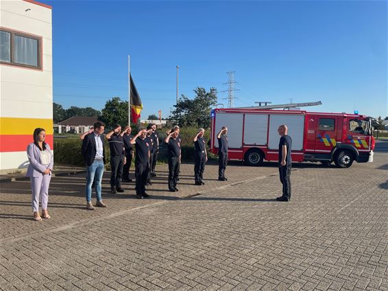 1 minuut stilte voor Benni en Chris - Beringen