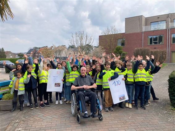 100 kaarsjes voor Albert Maes - Beringen