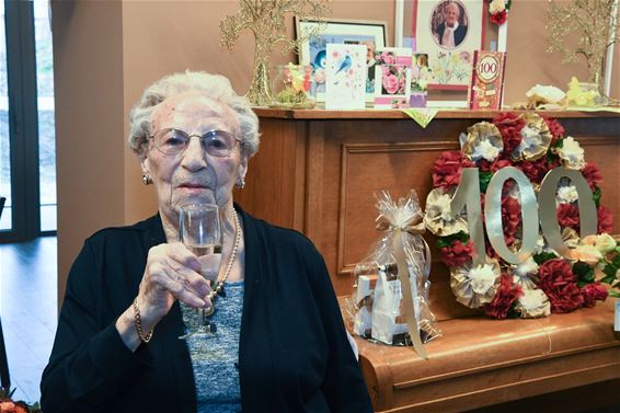 100 lentes voor Fien Vanherle - Beringen