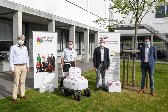 1000 liter alcoholgel voor Beringse scholen - Beringen