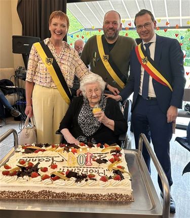 104 kaarsjes voor Jeanne Valgaerts - Leopoldsburg