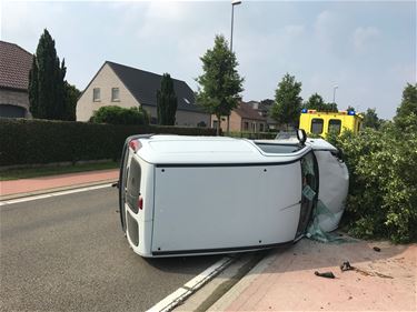 Ongeval in Gestelstraat: twee gewonden - Beringen