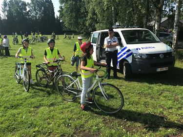 200 kinderen leggen fietsexamen af - Beringen