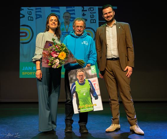 Drie Olympiërs en nog 221 andere kampioenen - Pelt