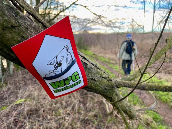 1410 wandelaars voor jarige wandelclub Paul Gerard - Beringen