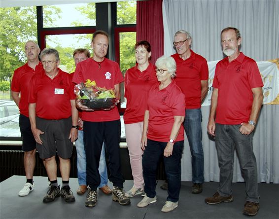 400.000ste wandelaar voor Milieu 2000 - Lommel