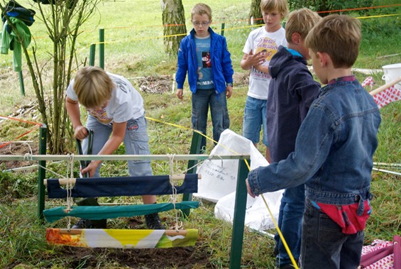 4de klassers maken zelf GalandART - Hamont-Achel