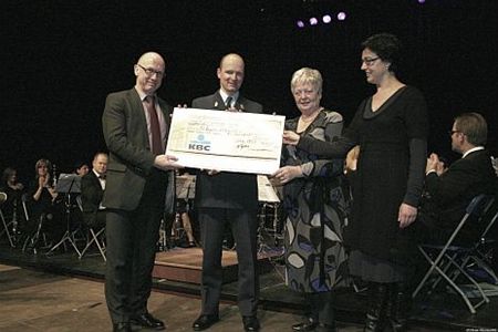 50.000 euro voor strijd tegen MS - Peer & Pelt