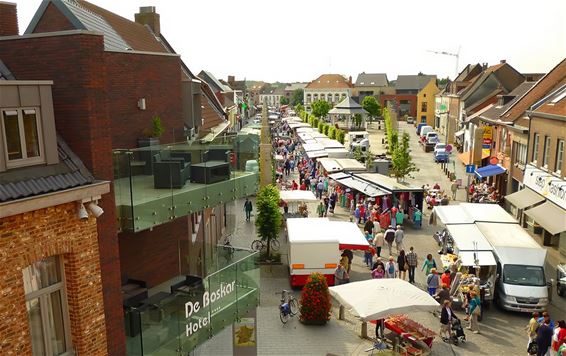 500 meter markt - Peer