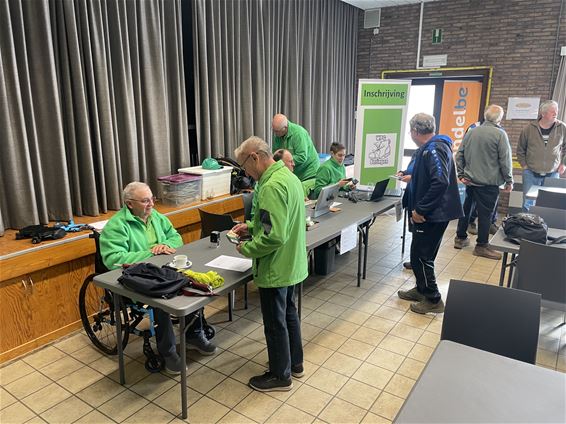 620 wandelaars tussen Beverlo en Leopoldsburg - Beringen & Leopoldsburg