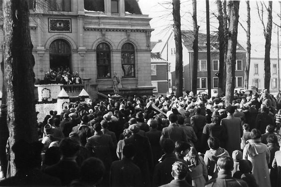 66 jaar carnaval in Lommel: oproep naar materiaal - Lommel