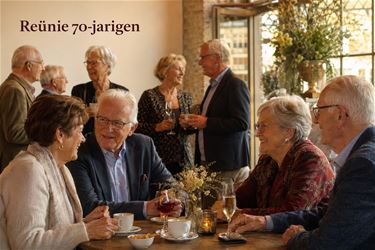 70-jarigen verzamelen voor reünie - Hamont-Achel
