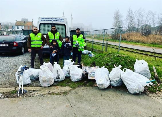 70kg zwerfvuil opgehaald - Beringen