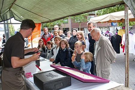 750 gratis ijsjes voor marktgangers - Overpelt