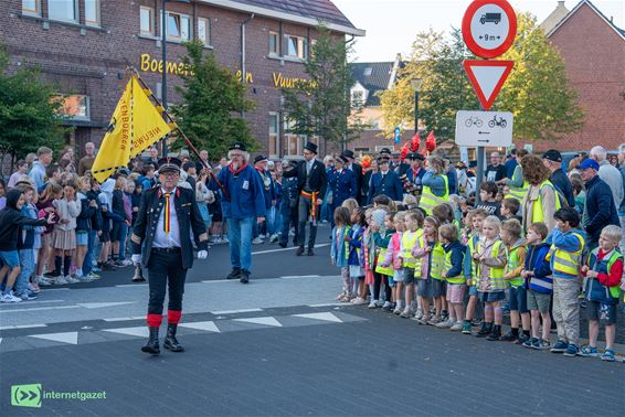 Bree - 75ste Geitenmerret trekt kleurrijk door Bree