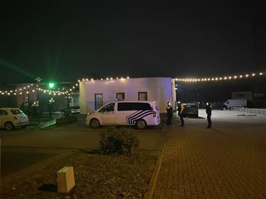 8 verdachten opgepakt na schietincident - Beringen