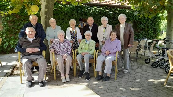 91-jarigen van Lille halen herinneringen op - Pelt