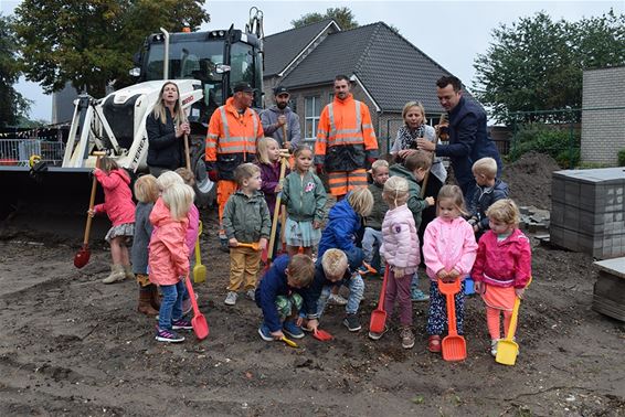 Aanleg nieuw speelterrein Neerglabbeek van start - Meeuwen-Gruitrode