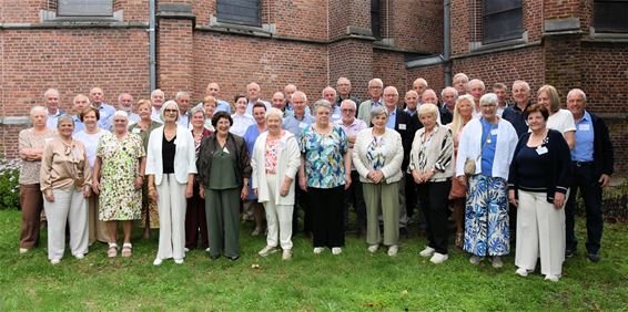 Achelse 75-jarigen vieren samen feest - Hamont-Achel