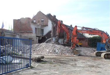 Afbraakwerken (eindelijk) gestart - Lommel