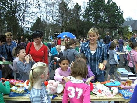 Afrikamarkt in De Robbert - Hamont-Achel