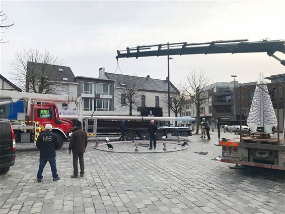 Afscheid van de LOC-kerstboom - Lommel