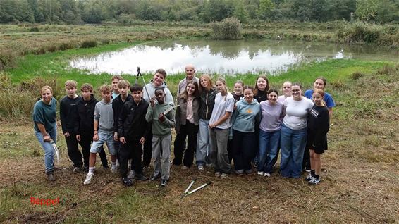 Agnetencollege helpt natuur een handje - Peer