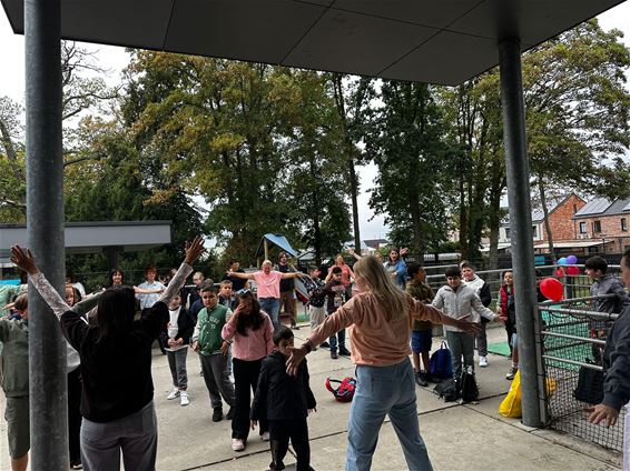 Al dansend het nieuwe schooljaar in - Beringen