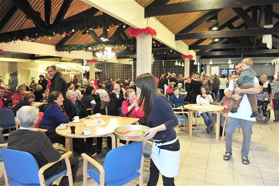 Al volop kerstsfeer in Hoevezavel - Lommel