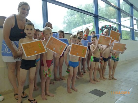 Alle deelnemertjes geslaagd op zwemkamp - Hamont-Achel & Pelt