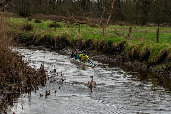 Als een troglodiet over de Dommel - Pelt