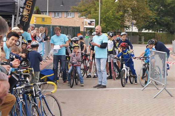 Alternatieve kermis in Grote Brogel - Peer