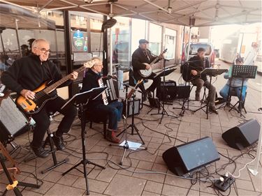 Alto Frejo zingt 475 euro bij elkaar - Beringen