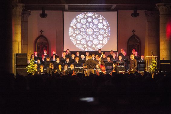 Amabile zingt voor vrede - Neerpelt