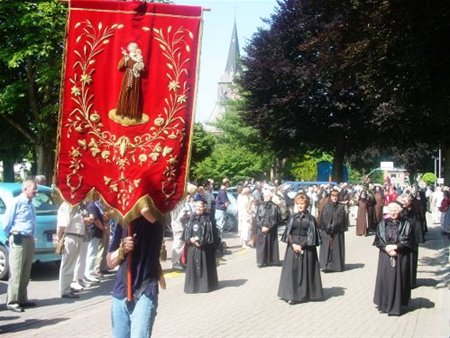 Antoniusprocessie op 15 juni - Hamont-Achel