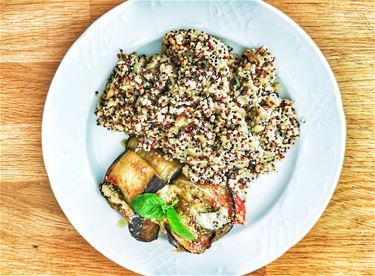 Auberginerolletjes met pesto en quinoa - Beringen & Leopoldsburg